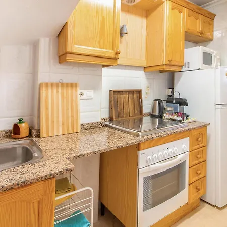 2 Bedroom Lovely In *