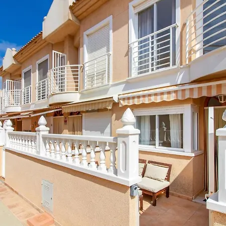 2 Bedroom Lovely In Santa Pola