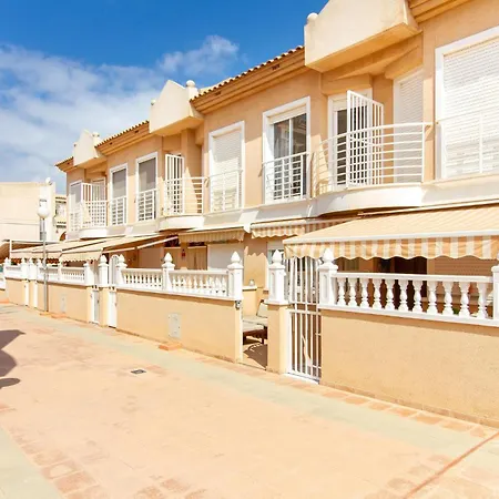 2 Bedroom Lovely In Holiday home Santa Pola